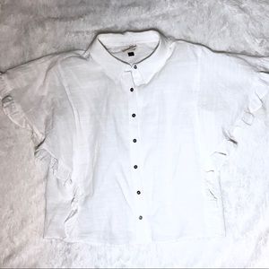 Universal Thread Ruffled Top sz M